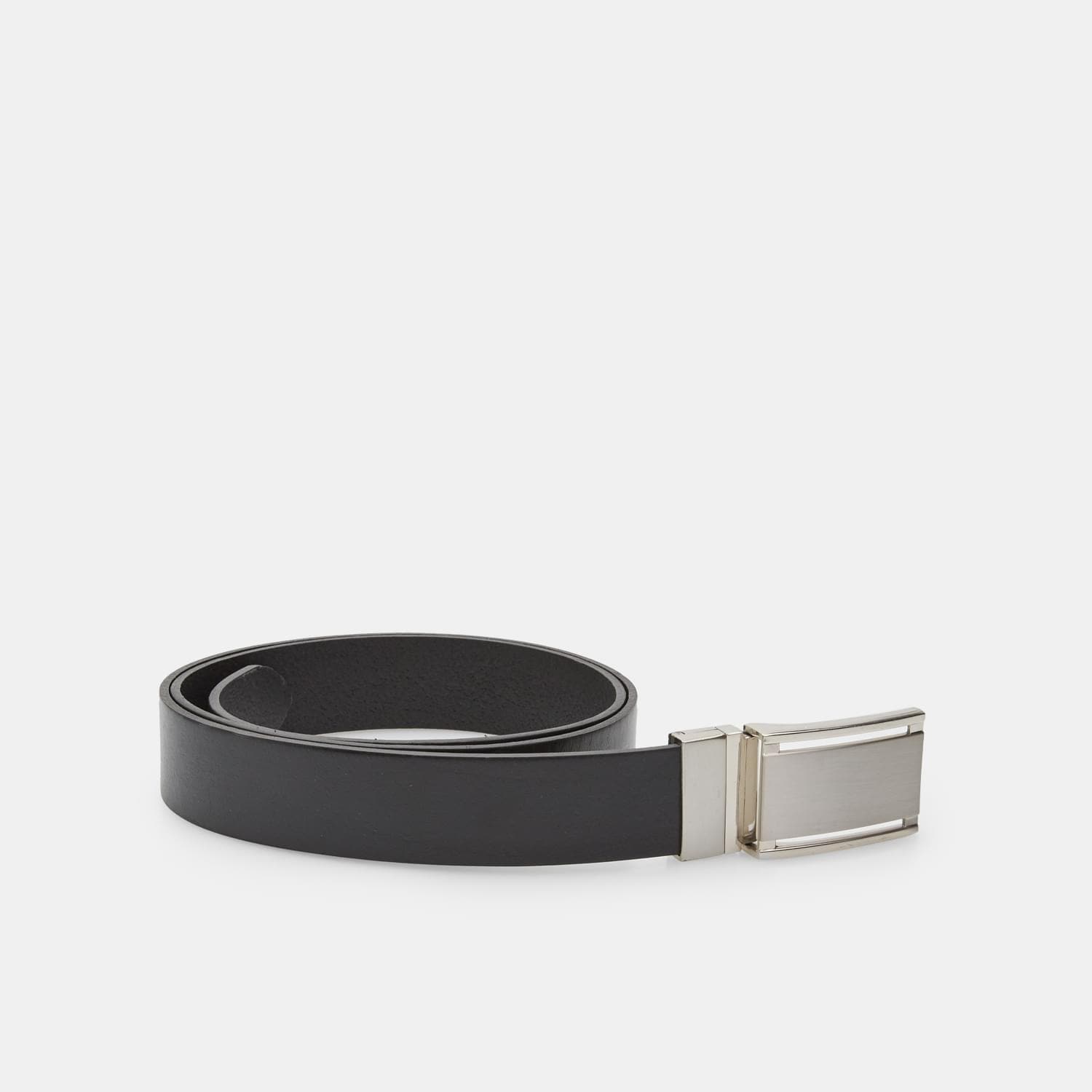 Cinture da uomo eleganti e resistenti
