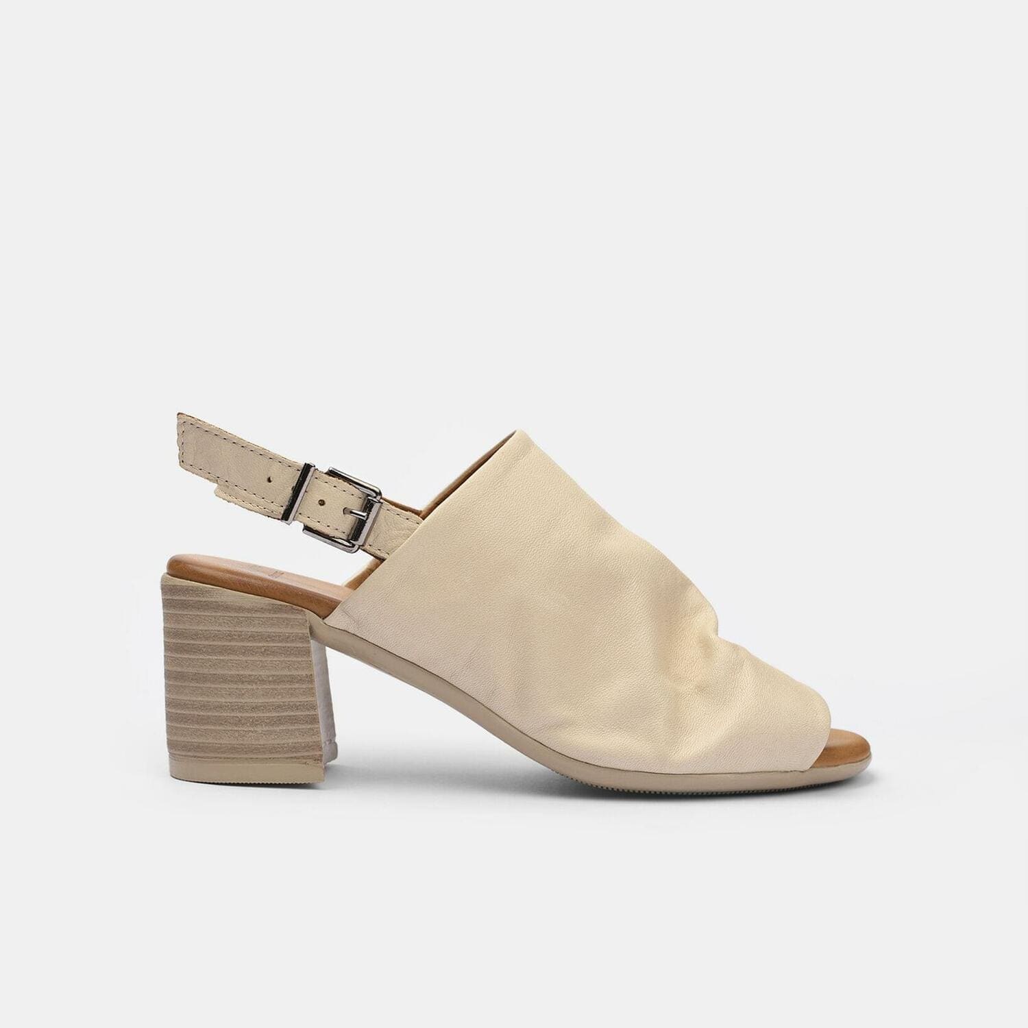 Sandali da donna in pelle con tacco