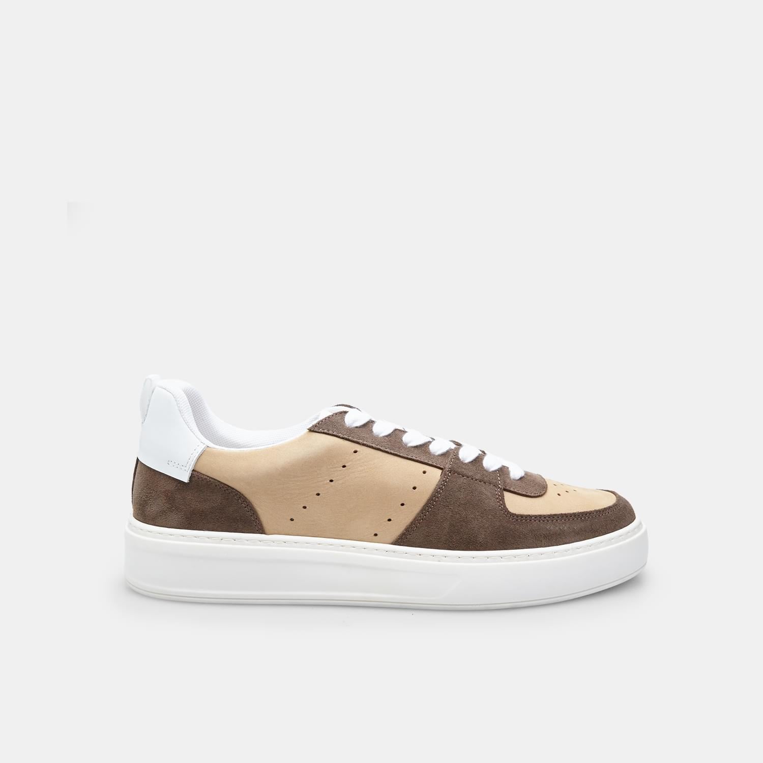 Sneaker in Pelle da Uomo BATA
