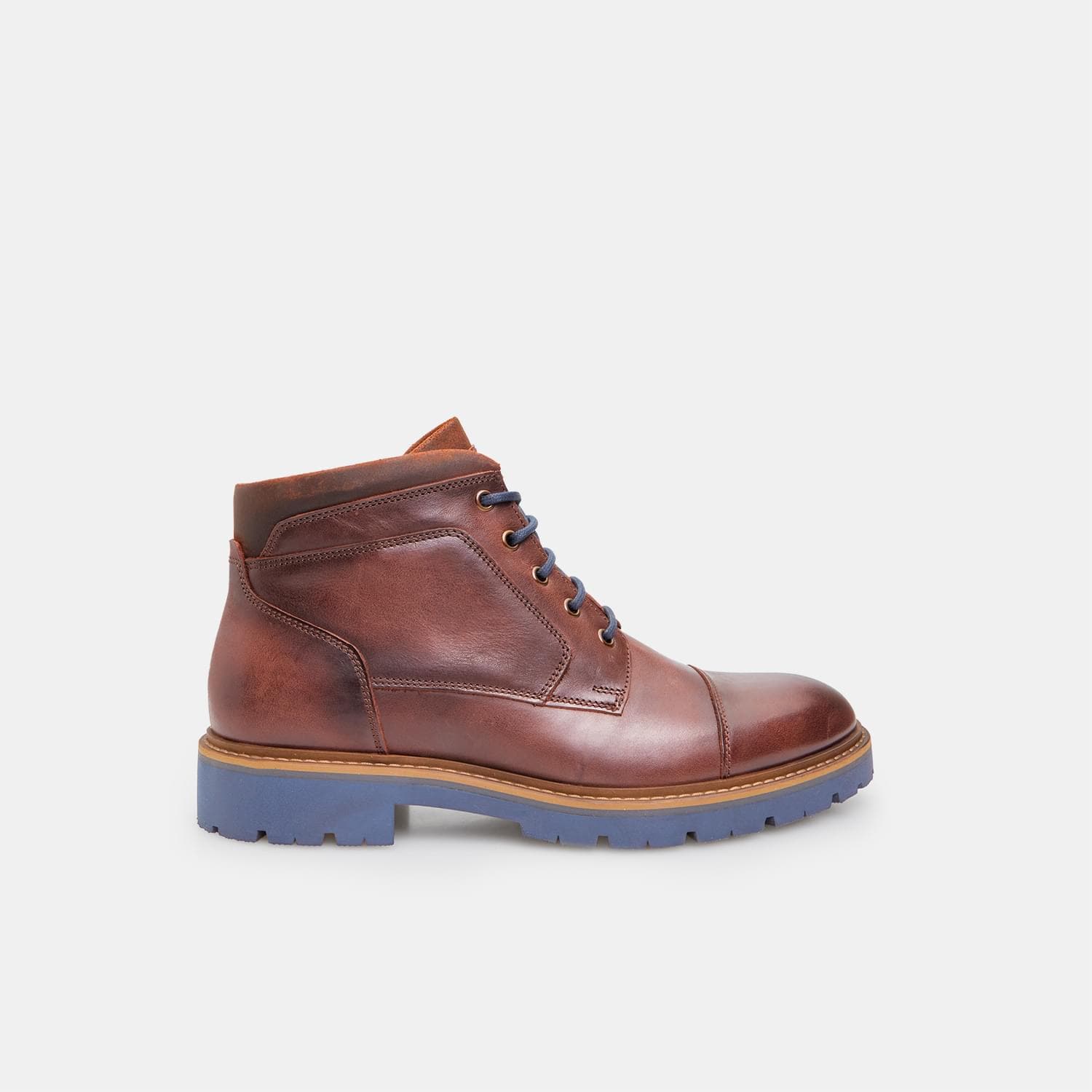 Stivaletto Stringato in Pelle da Uomo BATA