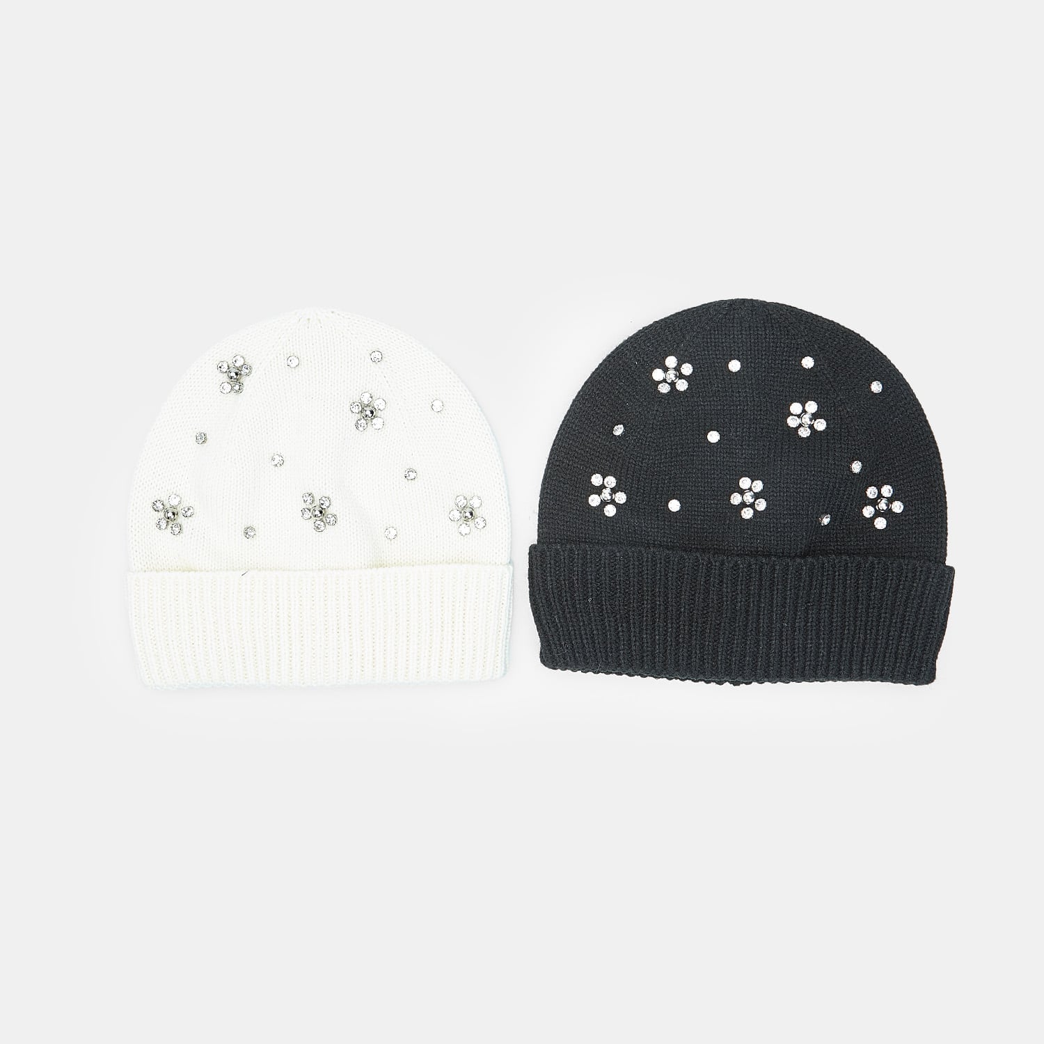 Cappello da donna con mini borchie e pietre Bata