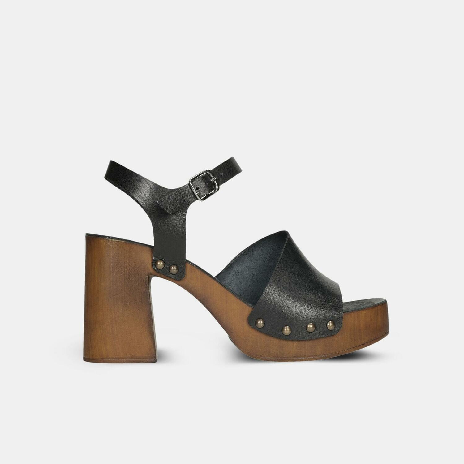 Sandali da donna in pelle