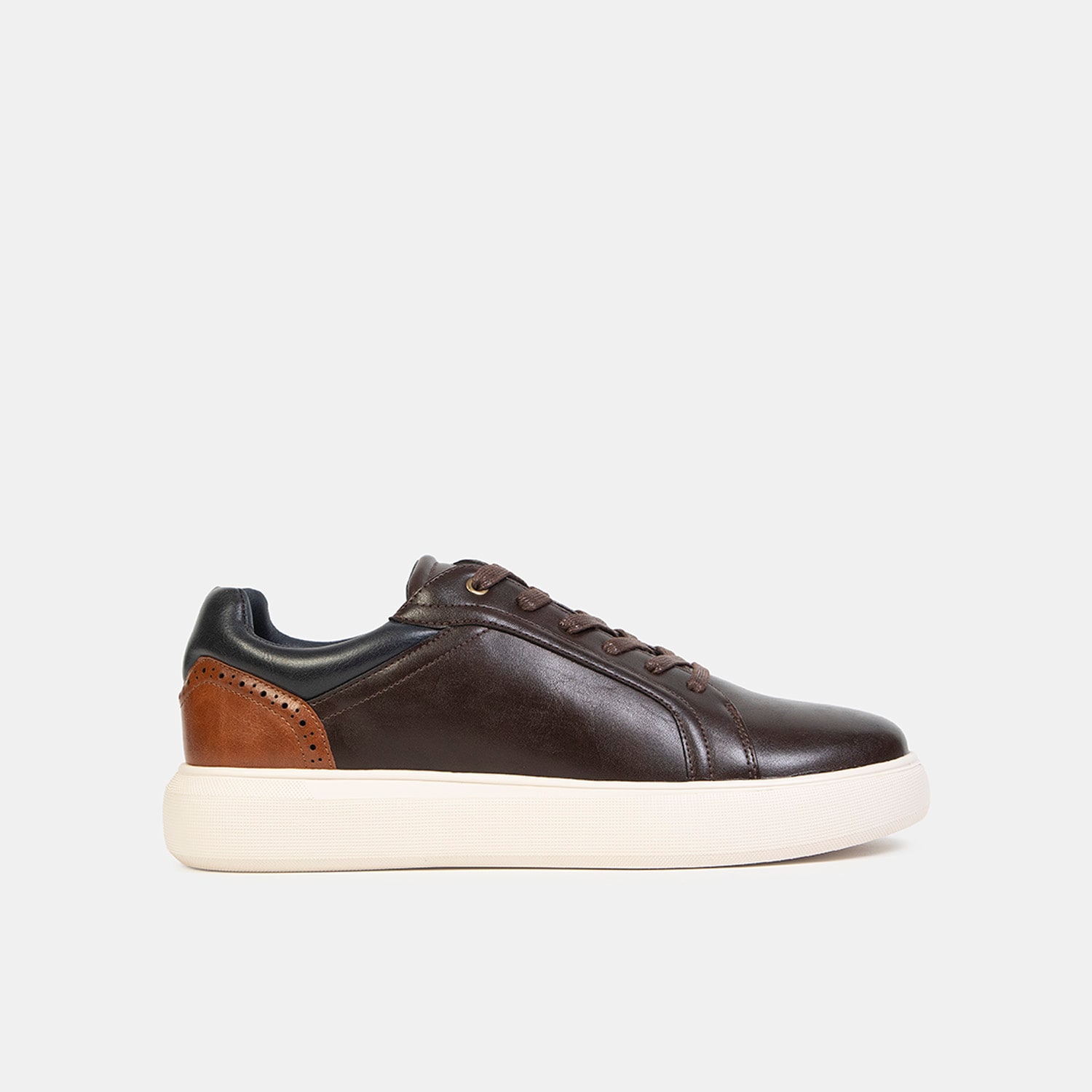 Zapatillas Casuales Hombre Bata